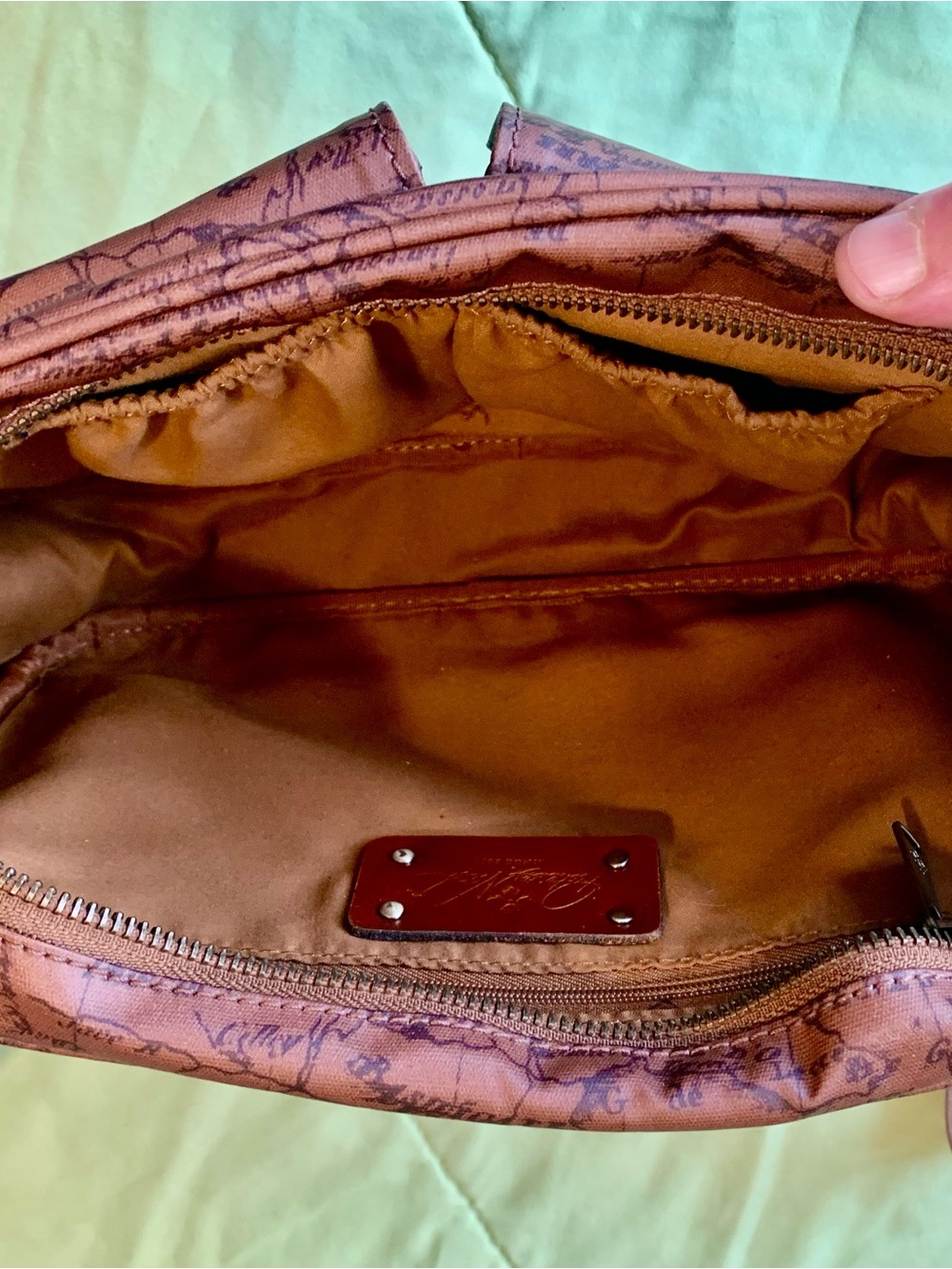 Patricia Nash fannypack bag. Like new - Picture 10 of 14